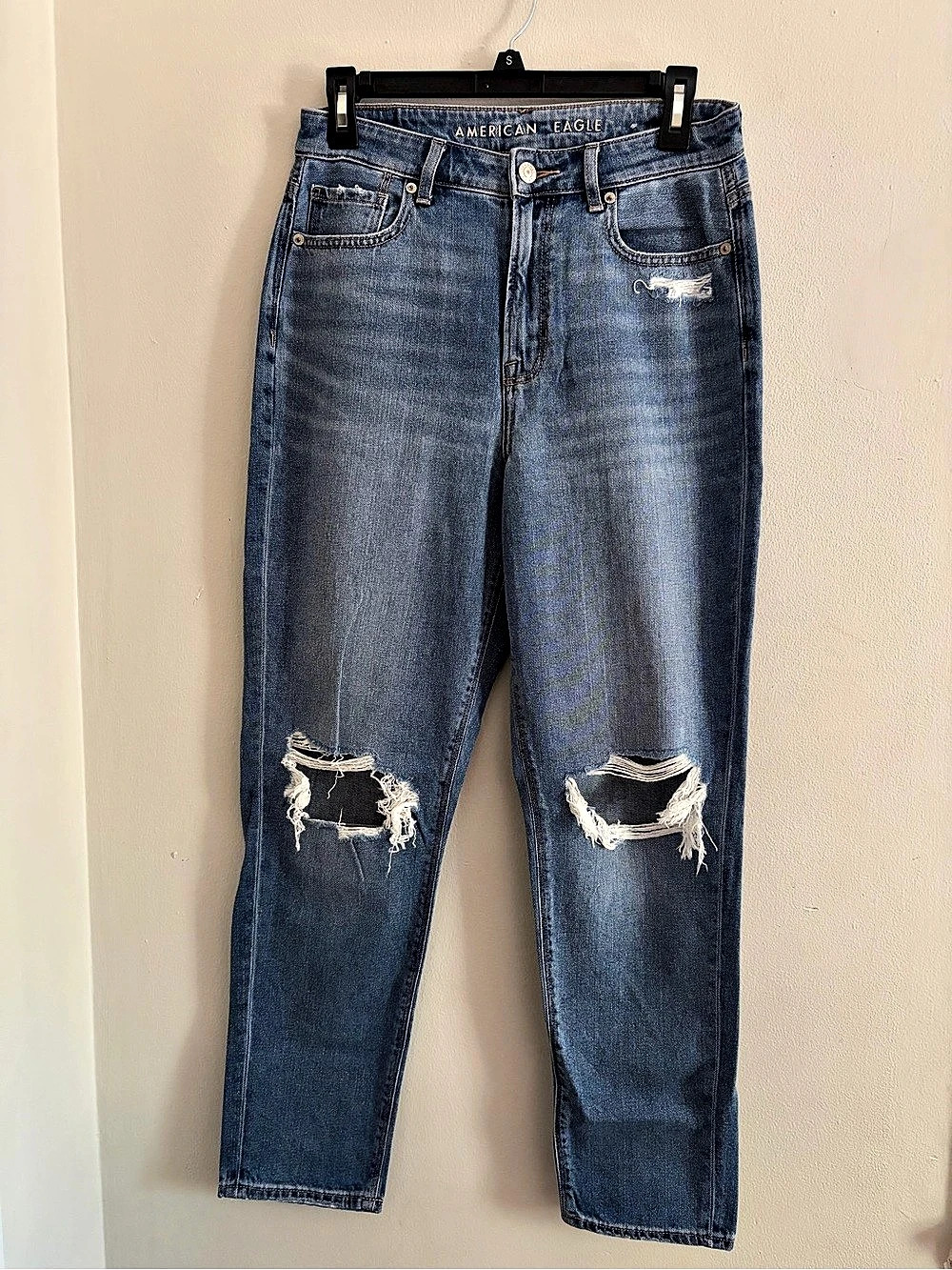 American Eagle Women’s Distressed Straight Leg Jeans in Blue Size 4